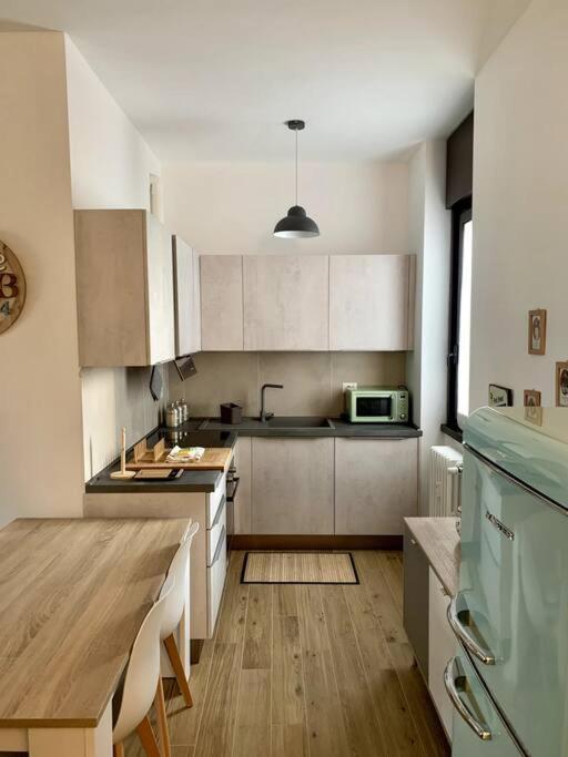 Appartamento Con Terrazzo Sui Tetti Milanesi Экстерьер фото
